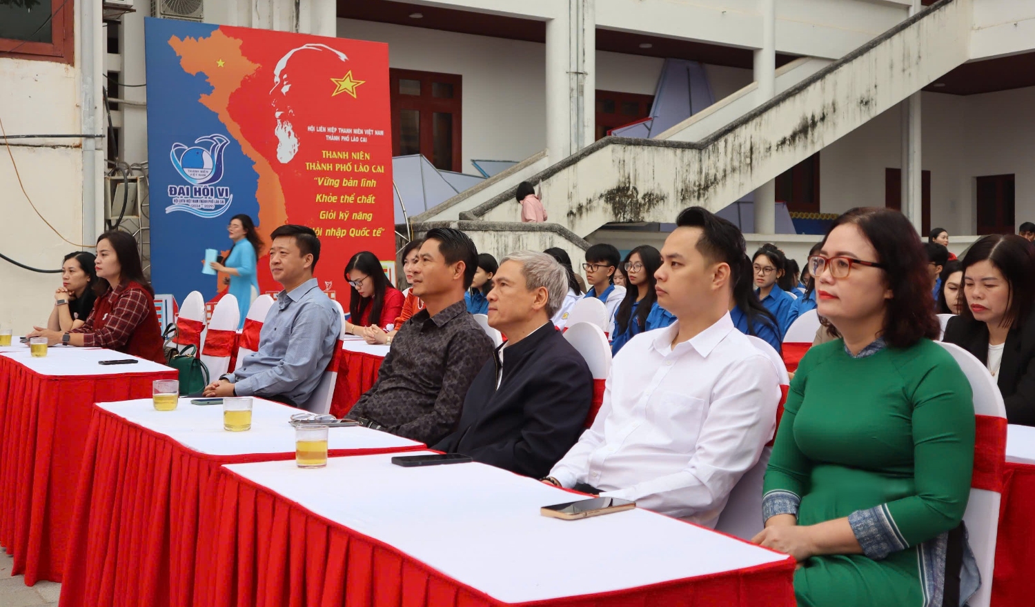 Đại biểu tham dự