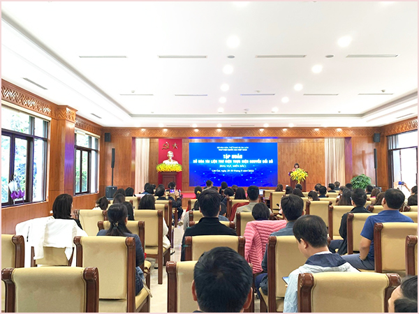 Toàn cảnh Khóa Tập huấn "Số hóa tài liệu thư viện thực hiện chuyển đổi số"