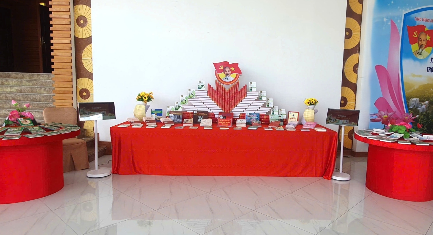 Không gian trưng bày