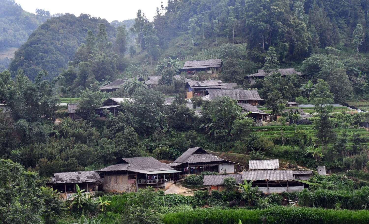 Nông thôn vùng cao Si Ma Cai còn nhiều khó khăn.