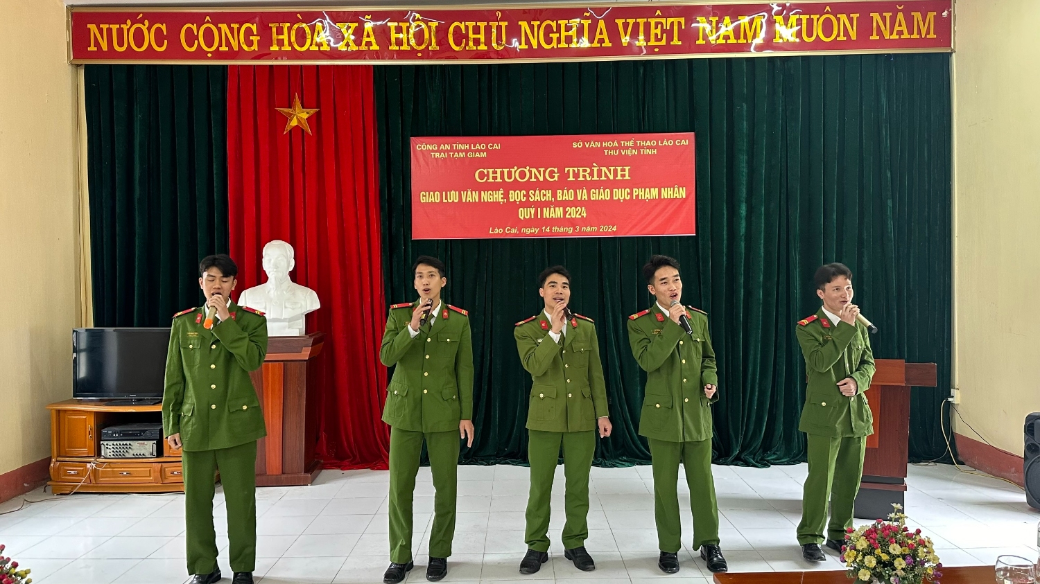 văn nghệ 6